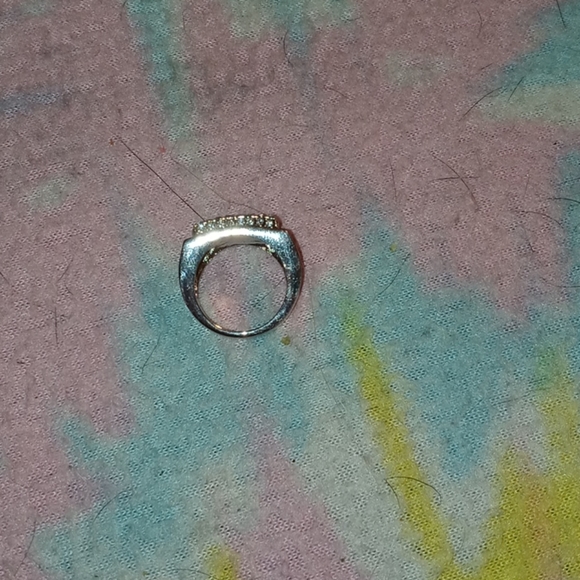 Ring - Picture 2 of 2